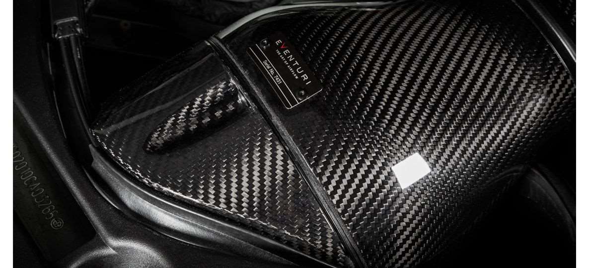 Eventuri F9X M5/M8 Black Carbon intake with shrouds